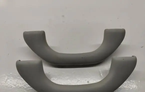Volkswagen PASSAT B6 Front interior roof grab handle 1K0857607
