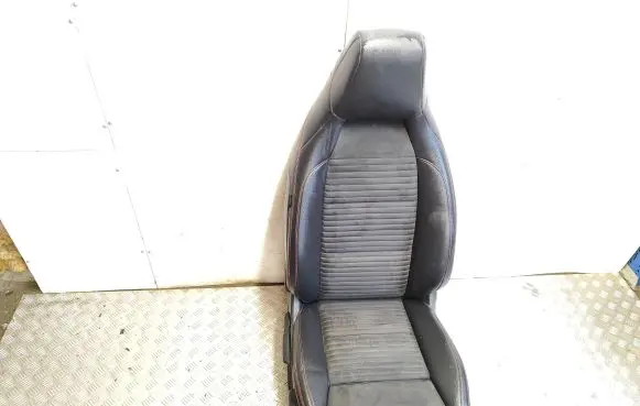 Front passenger seat