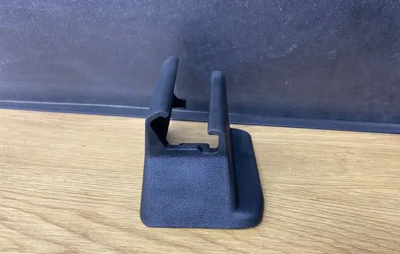 Mercedes-Benz B W245 Front driver seat rail trim A1699191220