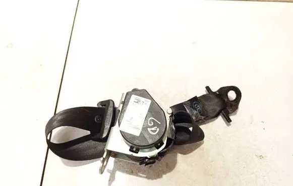 Rear seatbelt