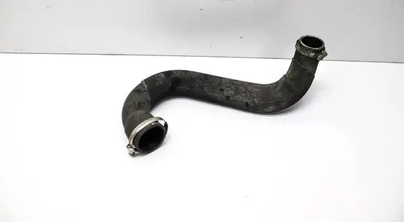 Audi A4 S4 B9 8W Intercooler hose/pipe 8W0145738F