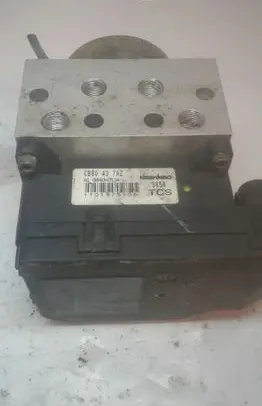 Mazda Premacy ABS Pump 04400134