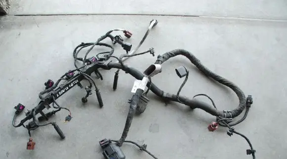 Seat Leon (5F) Engine installation wiring loom 04L972627S