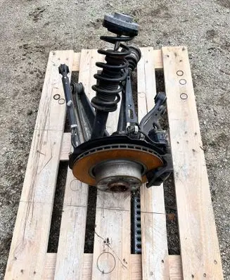 BMW X4 F26 Stub axle 