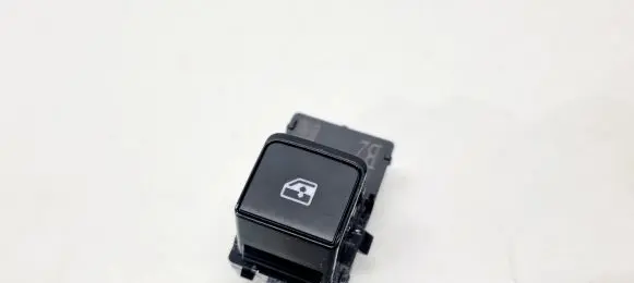 Nissan Qashqai J12 Electric window control switch 254116XL0A
