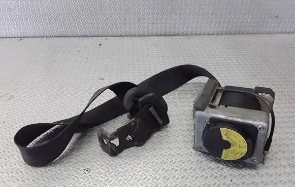 Skoda Octavia Mk1 (1U) Front seatbelt