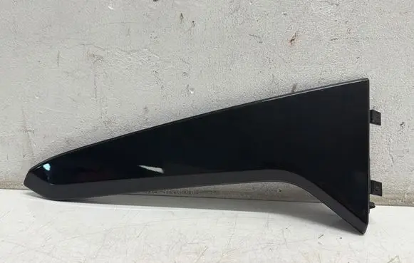 BMW 2 F45 Tailgate trim 7364775 18008610
