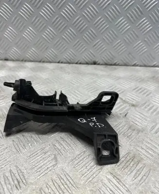 Audi Q7 4M Other engine bay part 4M0971871