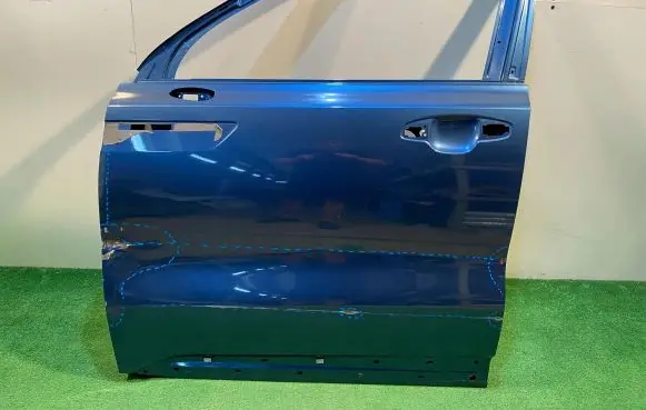 KIA Sorento IV Front door