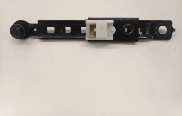 Hyundai Ioniq 5 Seat belt adjustment rail 