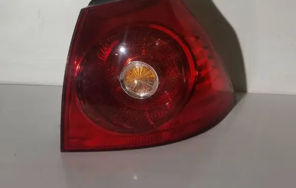 Volkswagen Golf V Rear/tail lights 1K6945096E