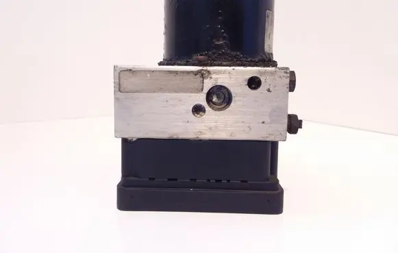 Ford Focus ABS Pump 10092501193 5WK84031 2M512M110EE