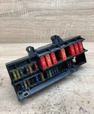 BMW 7 E65 E66 Fuse module 6900582
