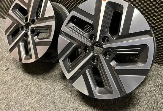 Hyundai Kona I R17 alloy rim 52910DD100