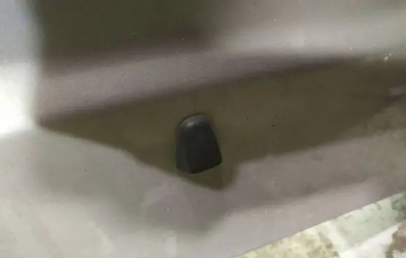 Volvo XC90 Windshield washer spray nozzle 