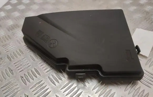 Volvo XC60 Fuse box cover 31654059