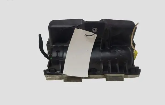 Opel Corsa D Passenger airbag 13152361 CB250612XX
