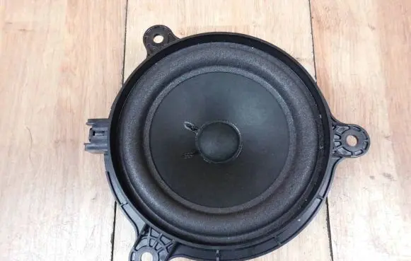 Mazda CX-5 II Front door speaker D10F66960