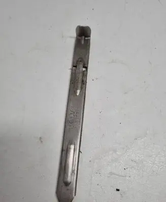 Volvo XC70 Headlight/headlamp mounting bracket 30678340