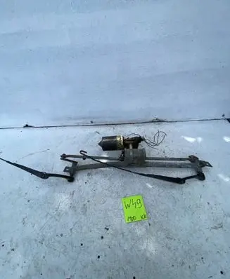 Audi 80 90 S2 B4 Front wiper linkage and motor 893955023A