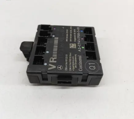 Mercedes-Benz A W176 Door control unit/module A1669004402 A1669012203