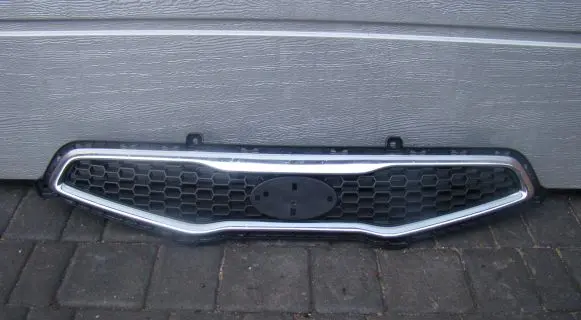 KIA Picanto Front bumper upper radiator grill