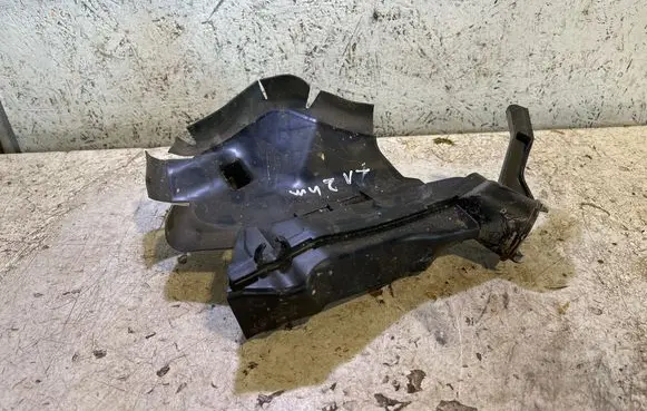 BMW X1 U11 Other engine bay part 11252014 9478759