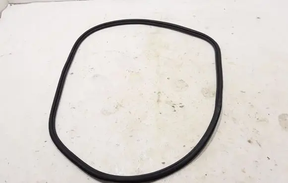 Volvo S60 Front door rubber seal 32328842
