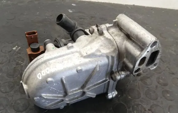 Opel Corsa D EGR valve 55278868 70362207