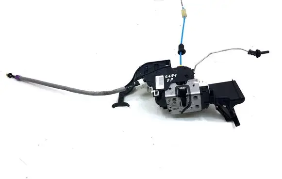 Mercedes-Benz B W246 W242 Front door lock A1667200435