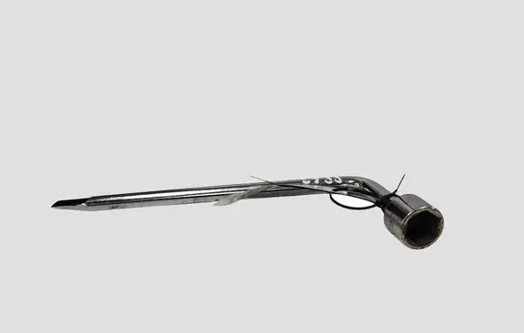 Toyota Avensis T250 Wheel nut wrench