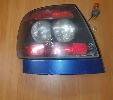 Audi A6 S6 C4 4A Rear/tail lights