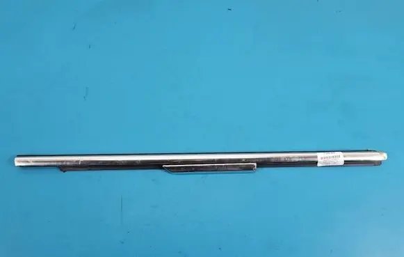 Maserati Quattroporte Front door trim (molding) IMPRK1533412