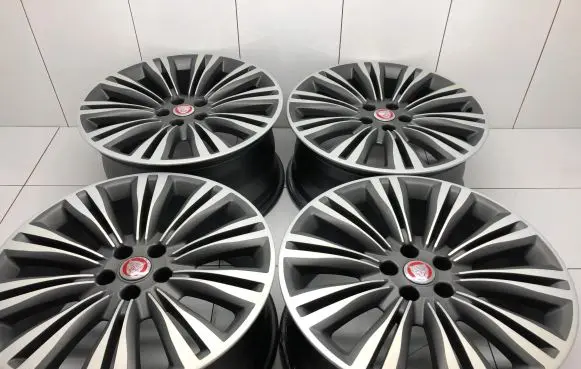 Jaguar XK - XKR R19 alloy rim 