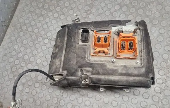 BMW i3 Voltage converter inverter 8688831 54061710 1860142