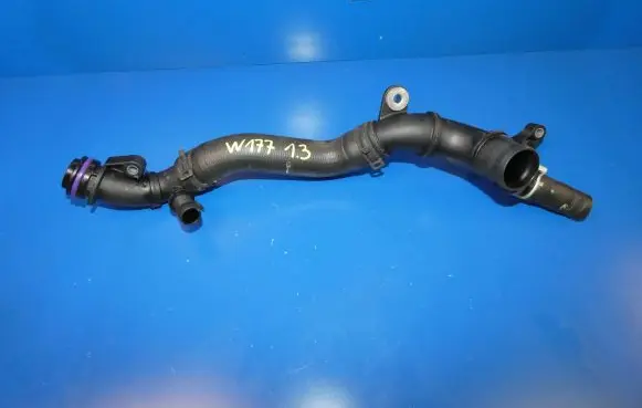 Mercedes-Benz A W177 Engine coolant pipe/hose 210473136R A2822032600