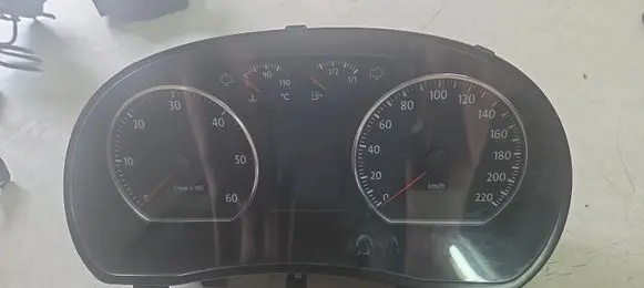 Volkswagen Polo IV 9N3 Speedometer (instrument cluster) 6Q0920804K