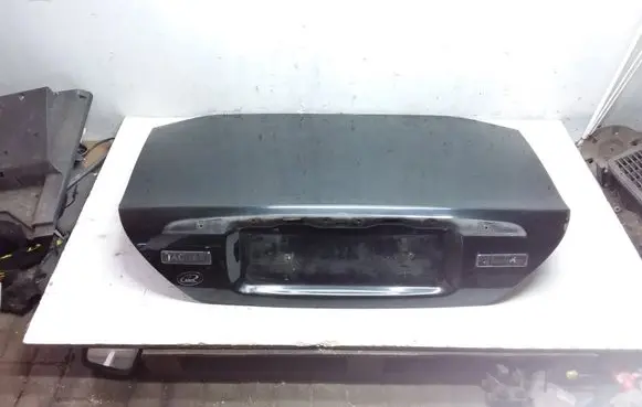 Jaguar XJ X308 Tailgate/trunk/boot lid