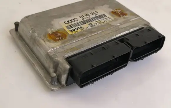 Audi A6 S6 C5 4B Engine control unit/module 4Z7907551D 0261207137 26SA7095