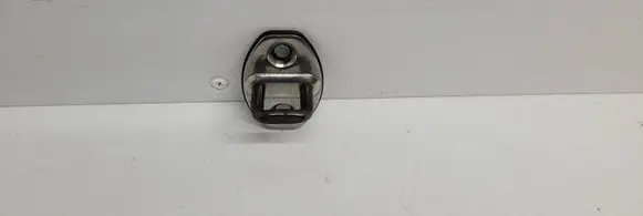Volkswagen Amarok Front door lock loop/hook striker 5K0837033A