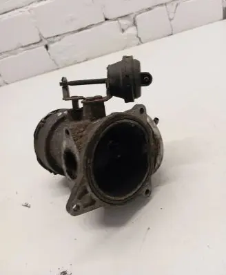 Volkswagen Transporter - Caravelle T5 EGR valve 070123073