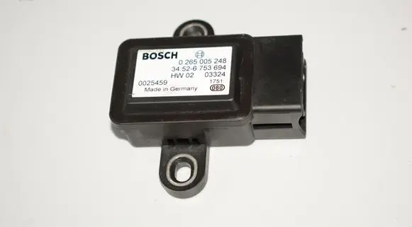 BMW 5 E39 ESP acceleration yaw rate sensor 6753694