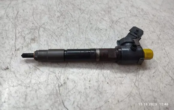 Fuel injector