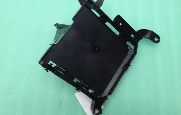 Audi A4 S4 B9 Engine control unit holder 8W0907647A