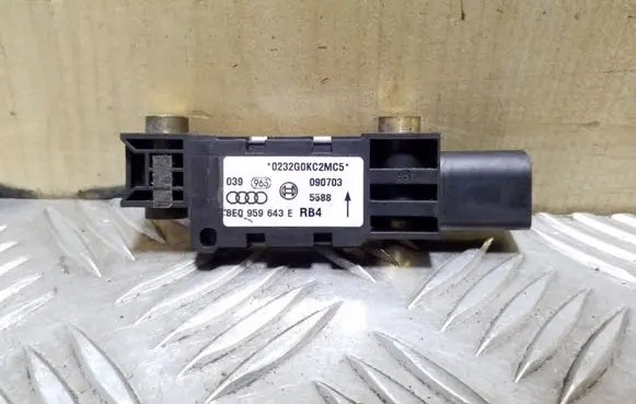 Audi A4 S4 B6 8E 8H Airbag deployment crash/impact sensor 8E0959643E