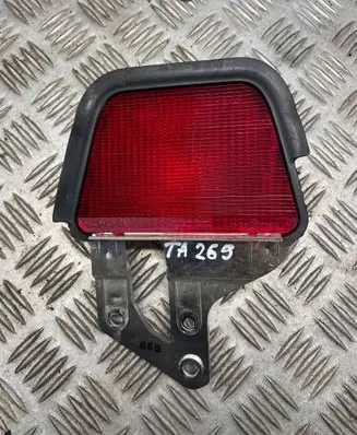Toyota Avensis T250 Third/center stoplight e130892