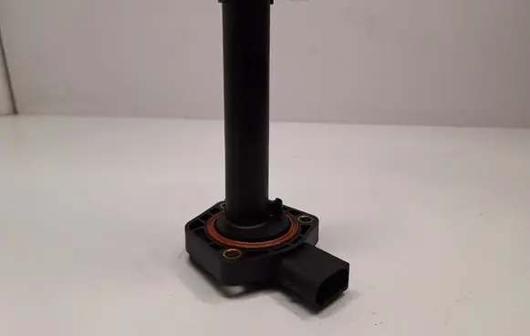 BMW 5 E60 E61 Oil level sensor 7567722 12617567722 12617548062
