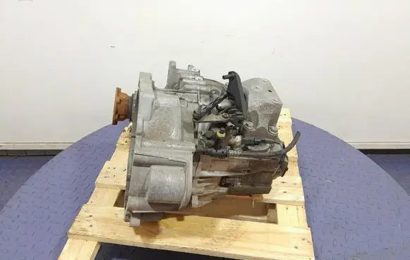 Volkswagen T-Roc Manual 6 speed gearbox VCE