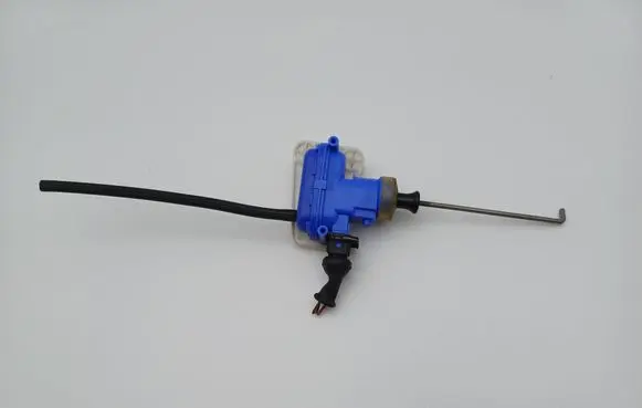 Audi 100 200 5000 C3 Central locking vacuum pump 893862153C