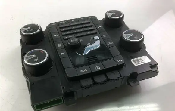 Volvo S60 Climate control unit 31324827 S615